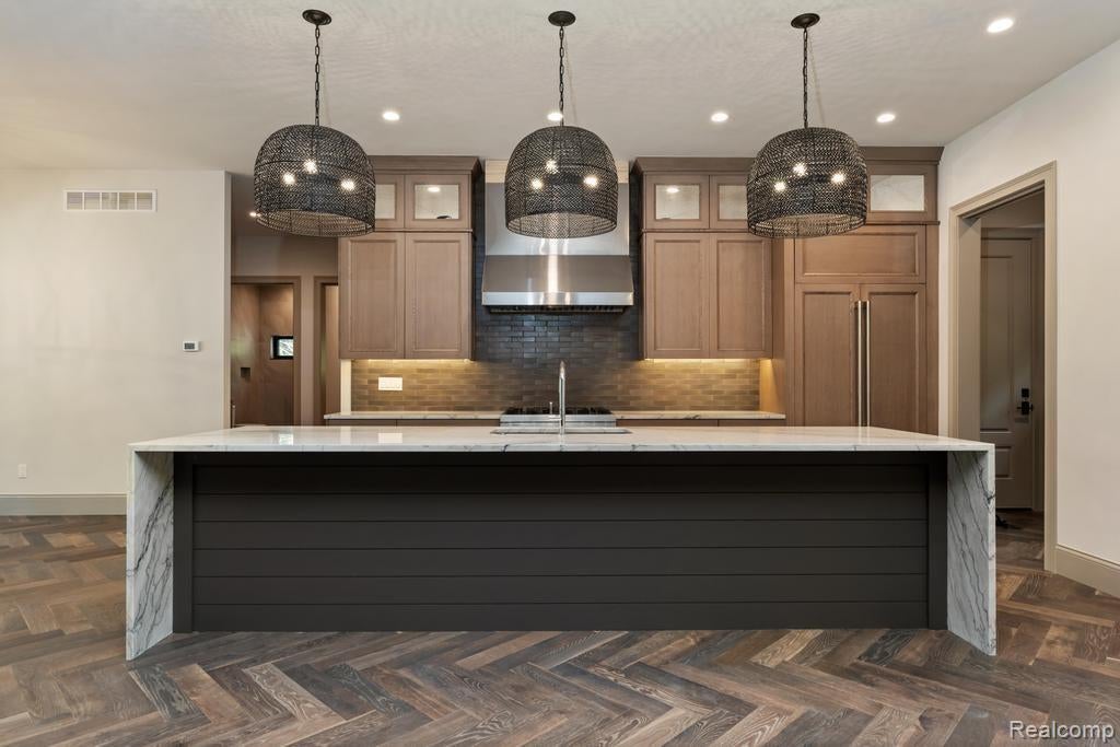 1333 Pinetree Trail