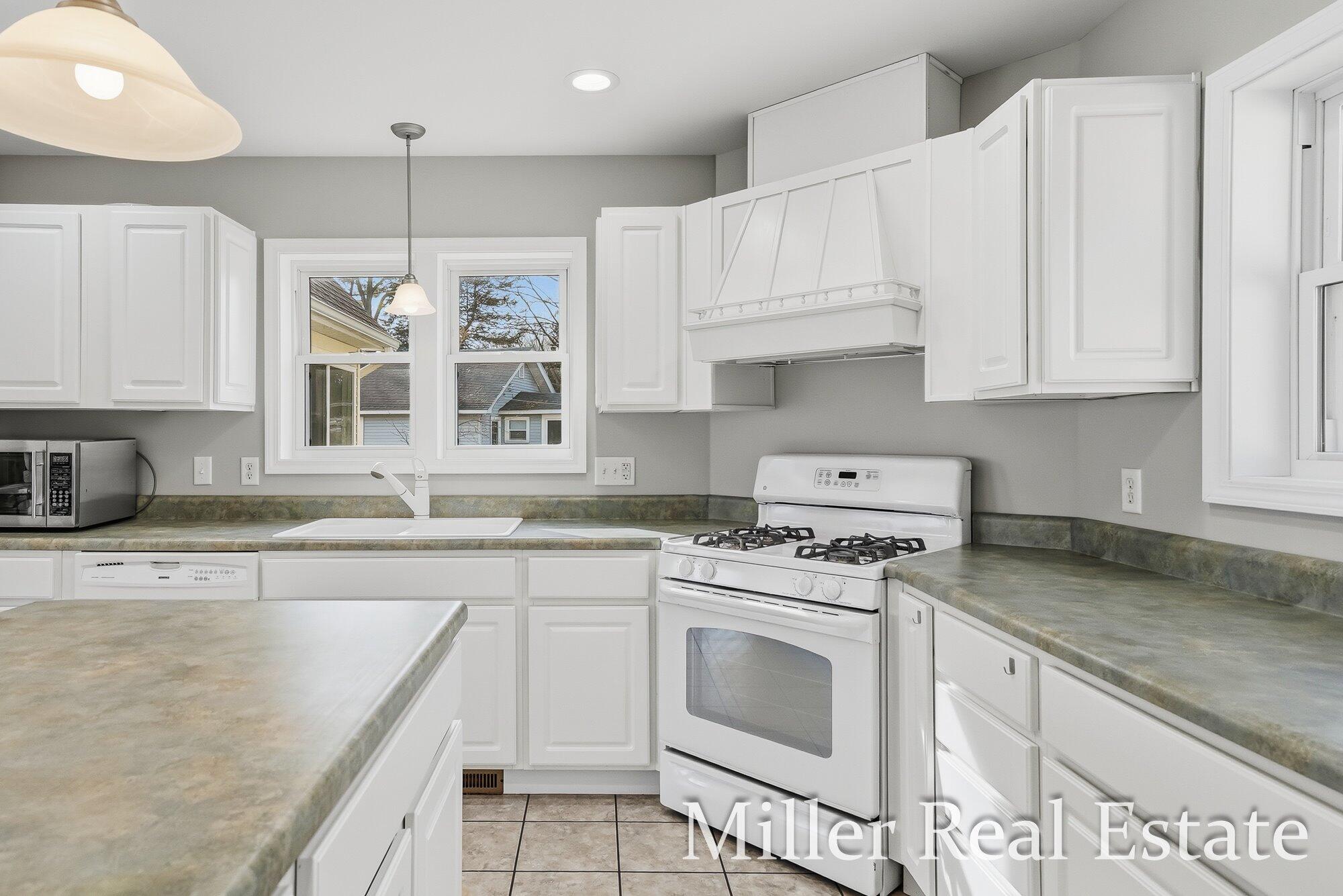 4029 Grandview Drive