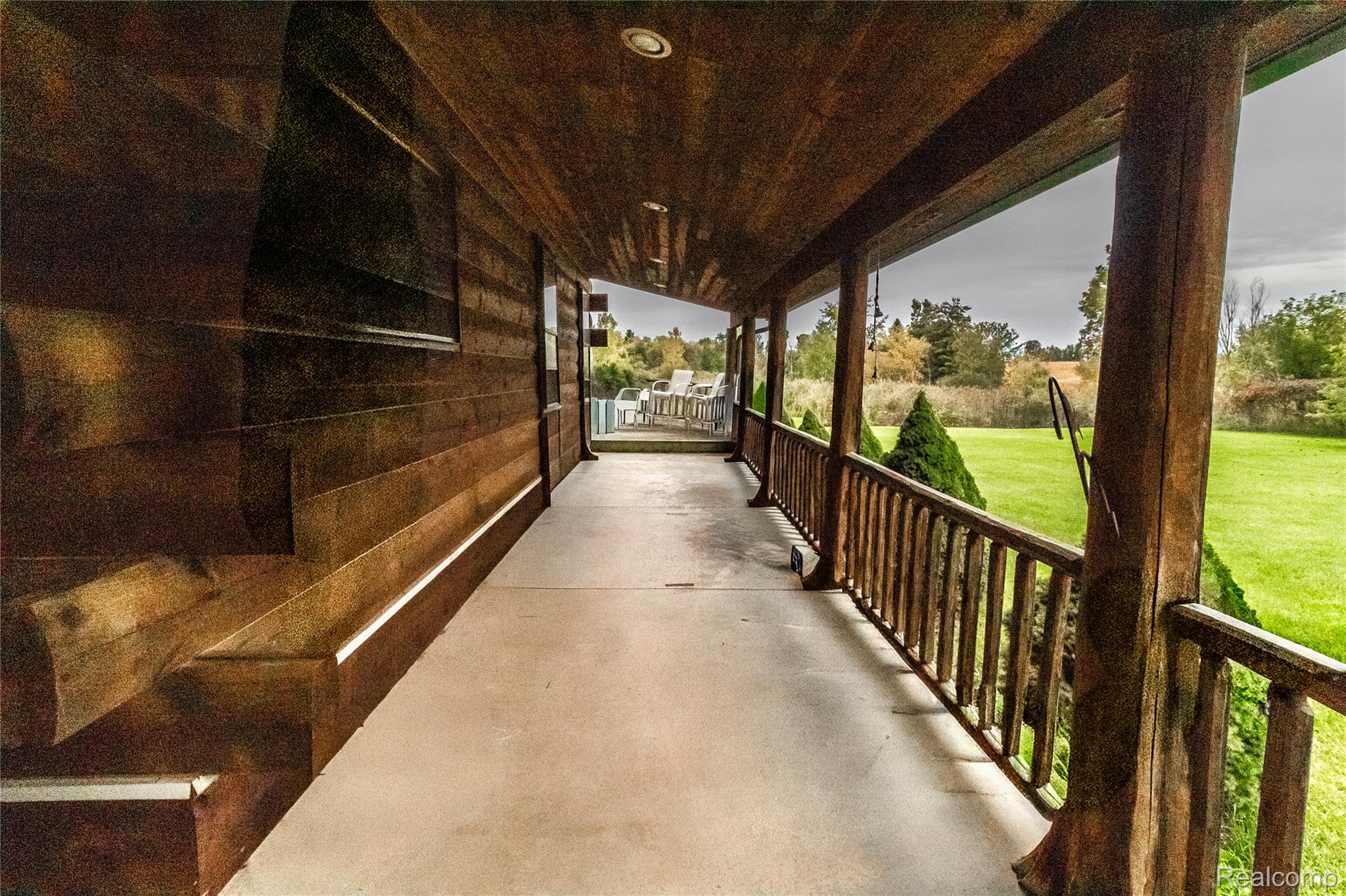 5040 Hemingway Lake Road