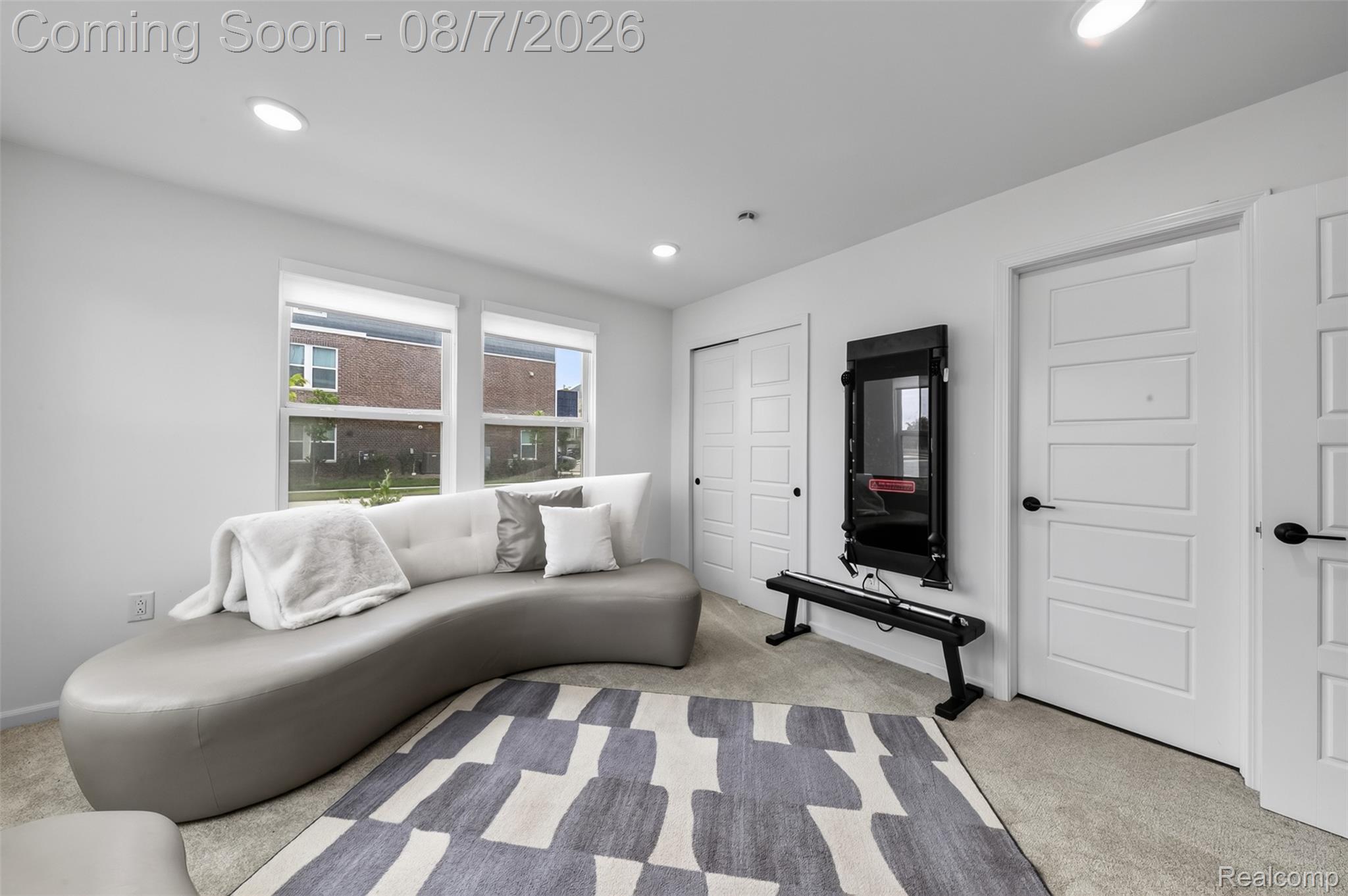 43160 Atwood Avenue 10