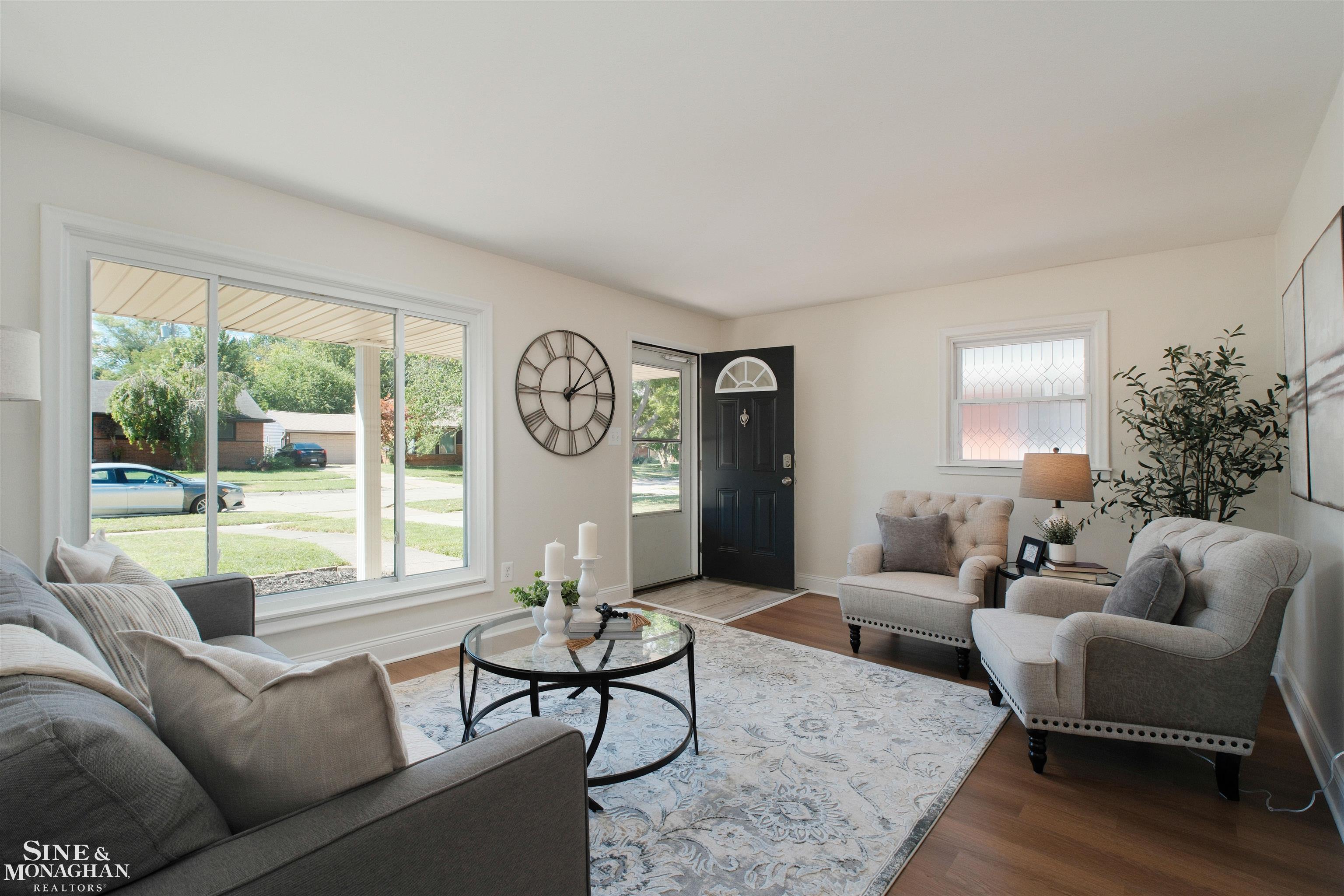 20433 Hunt Club Drive