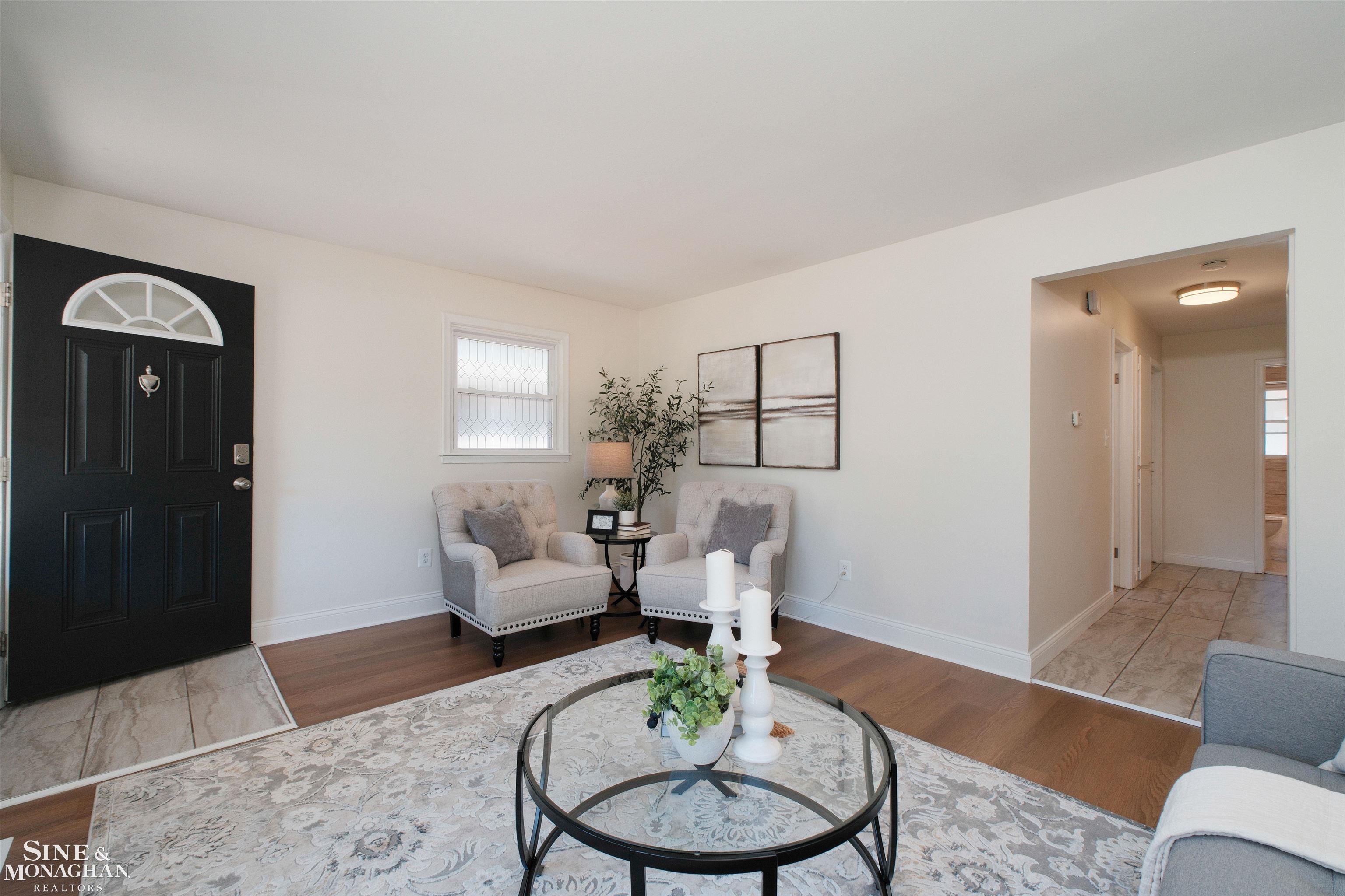 20433 Hunt Club Drive