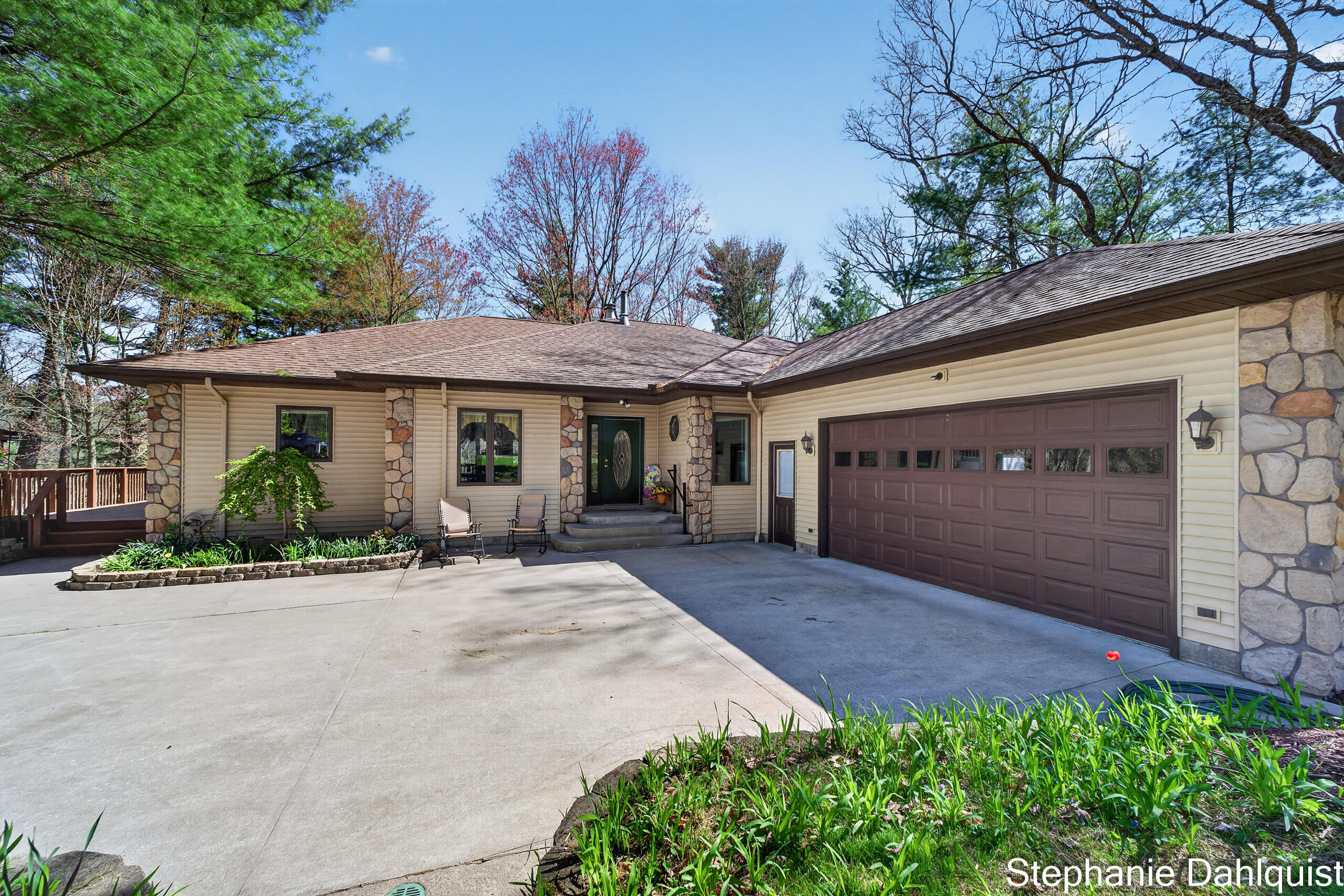 Properties Available 1 - 1 9160 Mill Pond Trail