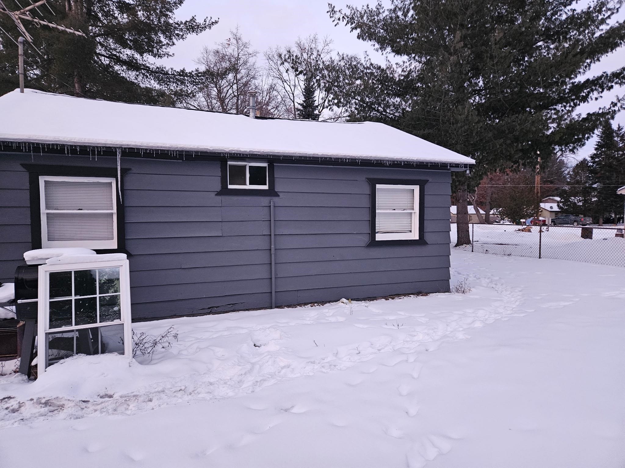 1520 Northwoods Drive