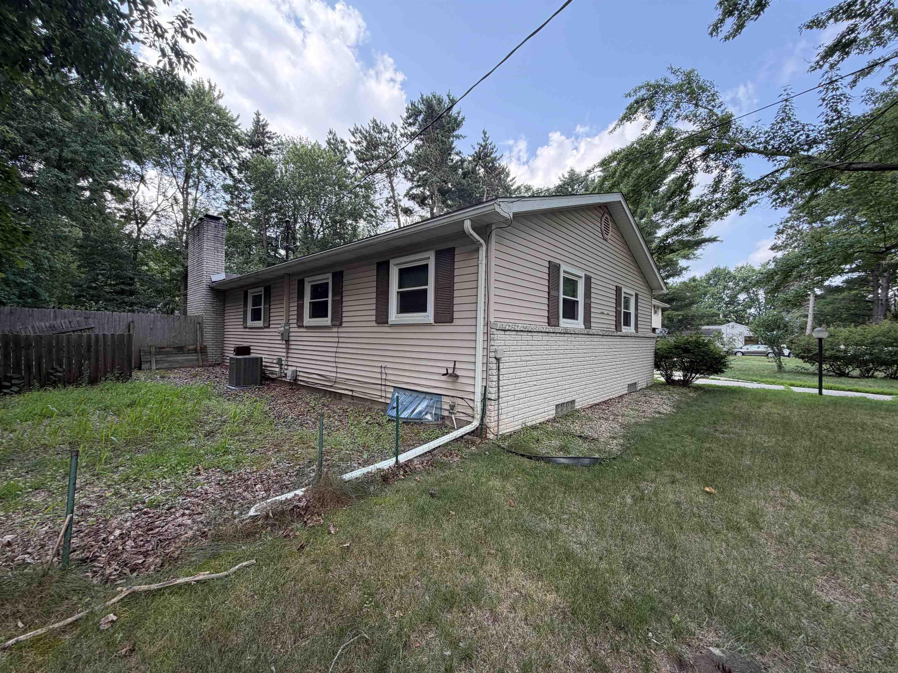 1413 Dilloway Drive
