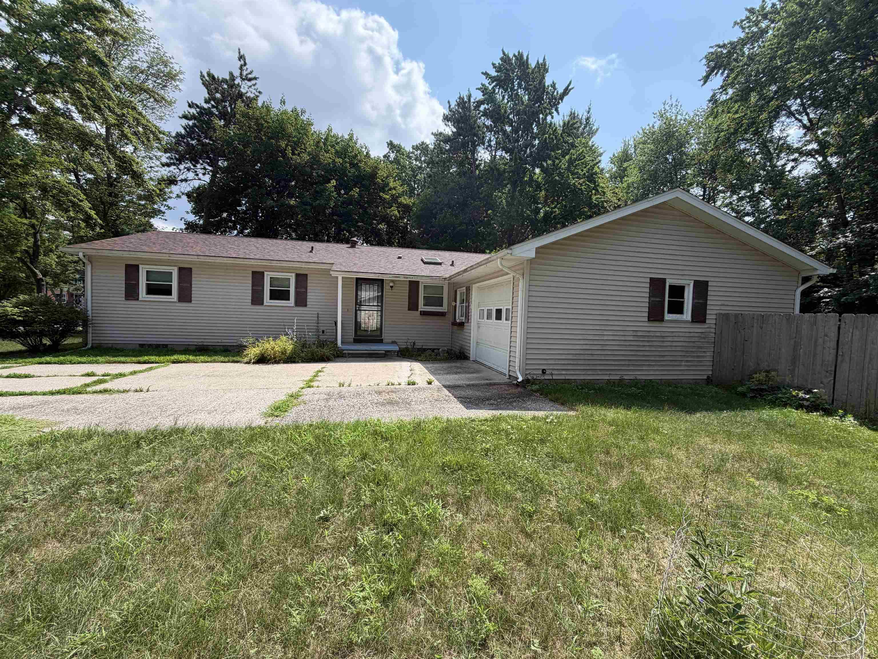 1413 Dilloway Drive