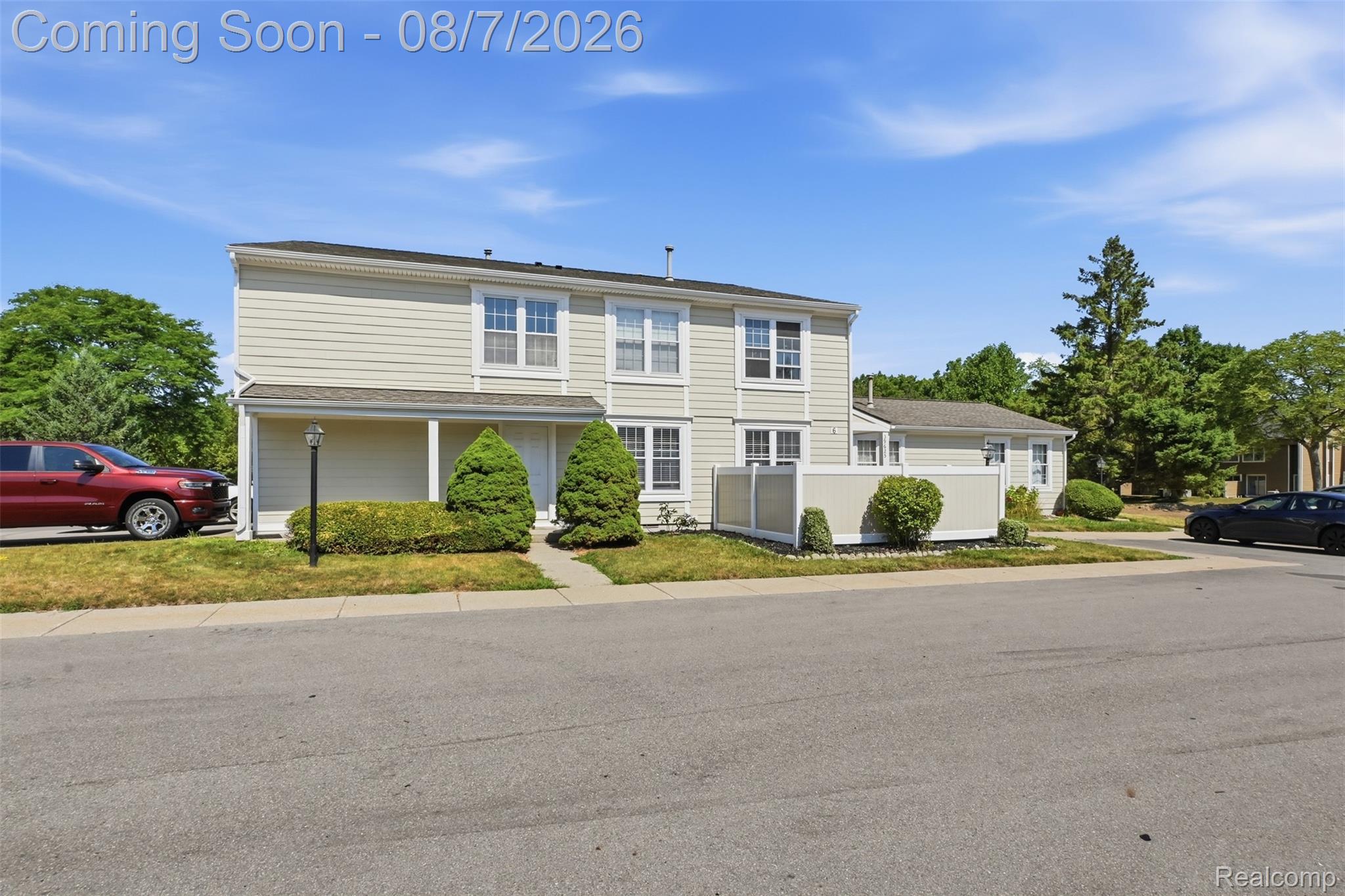 39625 Village Wood Lane