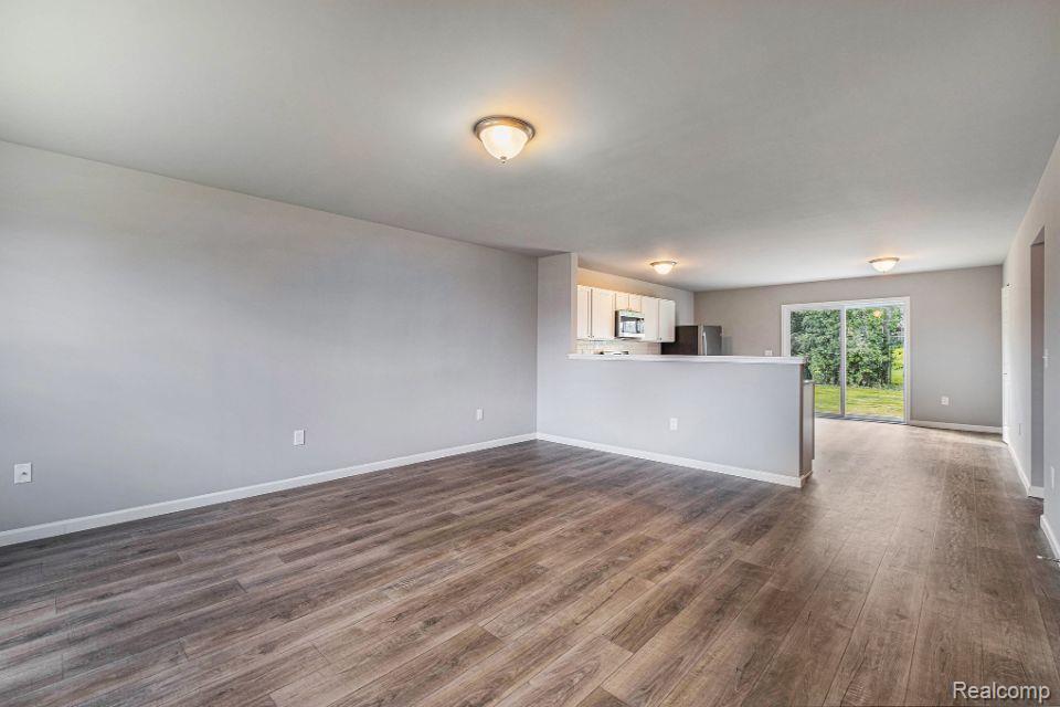 1135 LANCASTER Street