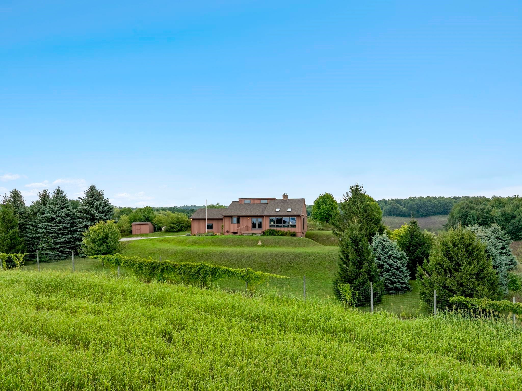 6420 N Manitou Trail