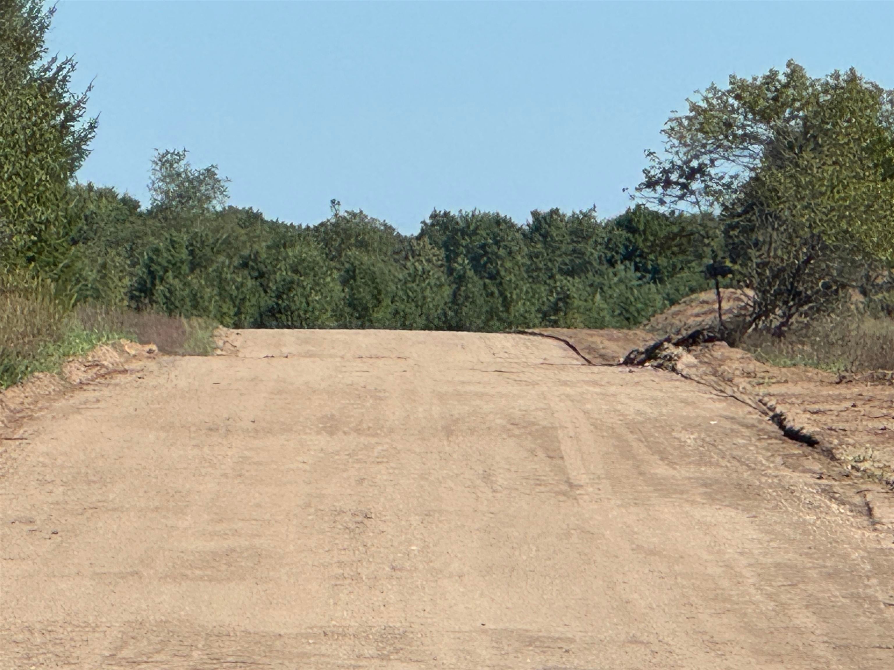 10 acres V/L Honor Highway