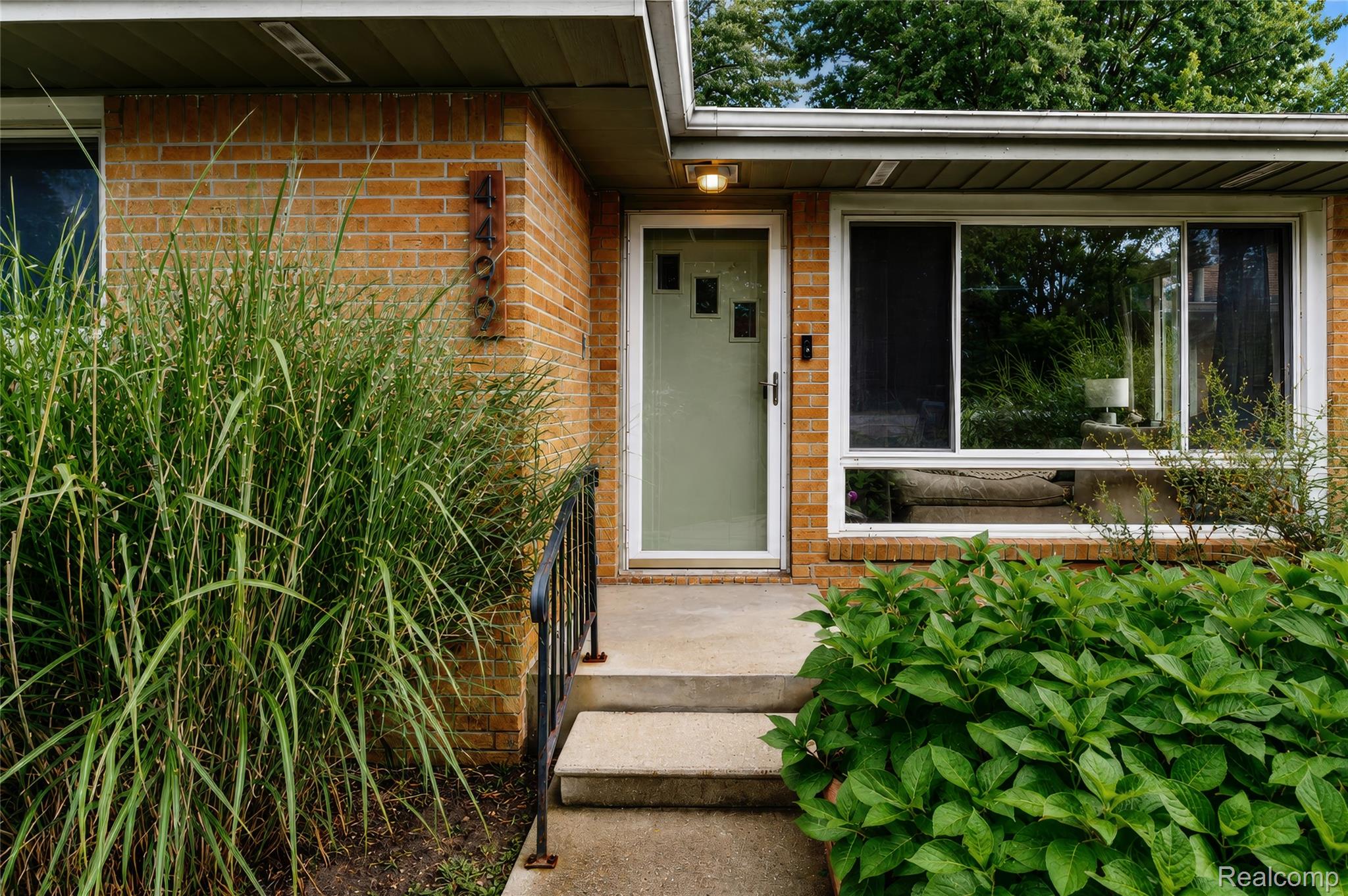 4499 S Linden Road