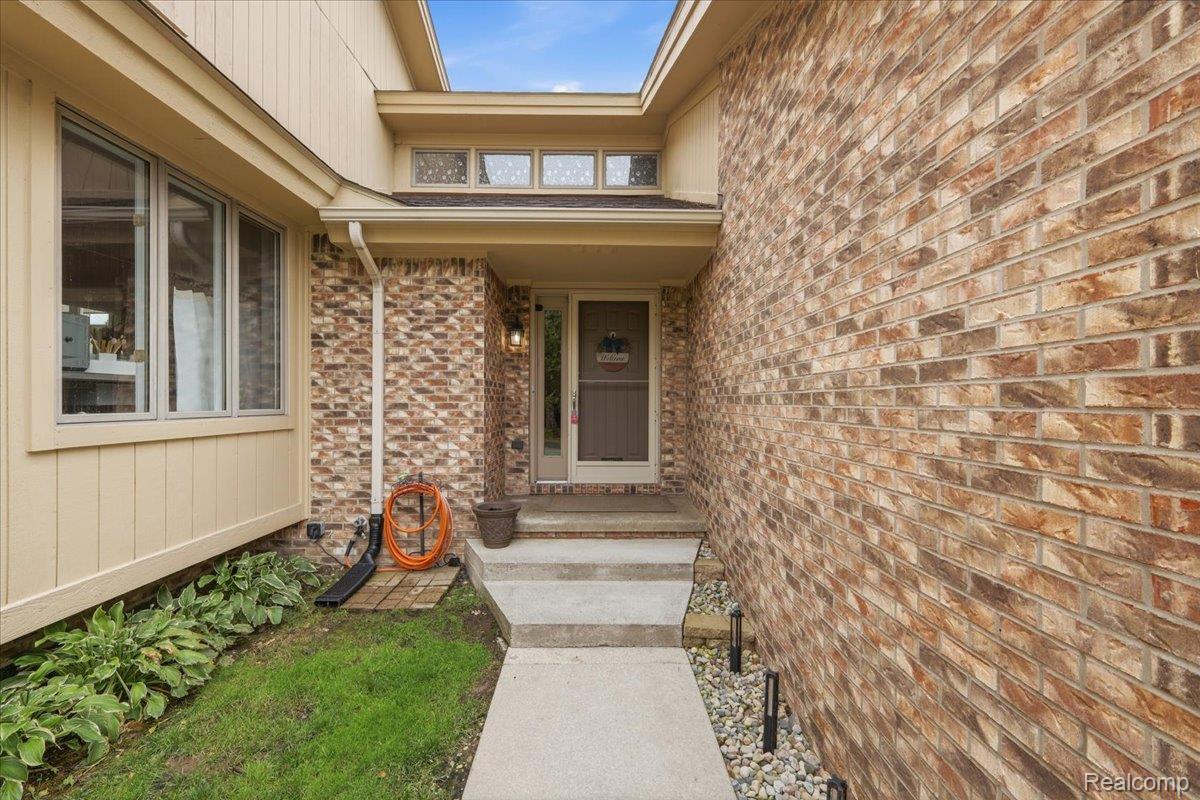 4797 Fairway Court 16