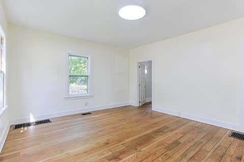 Tiny photo for 403 S 9th Street, Niles City, MI 49120 (MLS # 69026044129)
