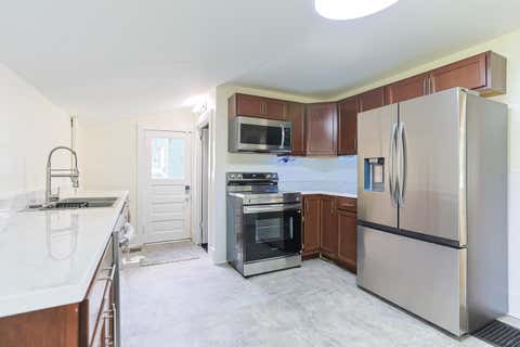 Tiny photo for 403 S 9th Street, Niles City, MI 49120 (MLS # 69026044129)