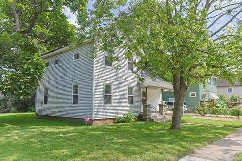 Tiny photo for 403 S 9th Street, Niles City, MI 49120 (MLS # 69026044129)