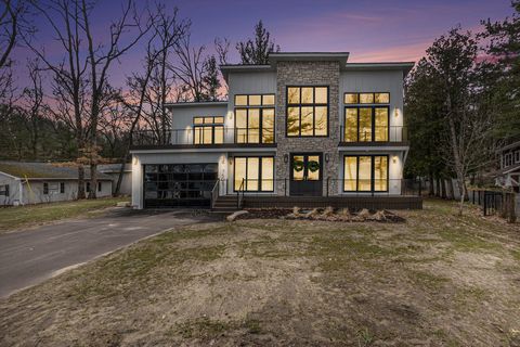 7505 S Lakeshore Drive Summit Township MI 49449