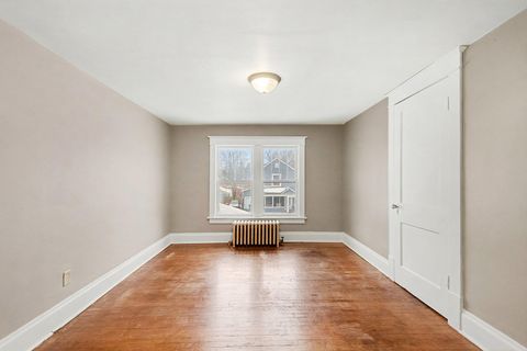 Tiny photo for 115 E Isabella Avenue, Muskegon City, MI 49442 (MLS # 65025062402)