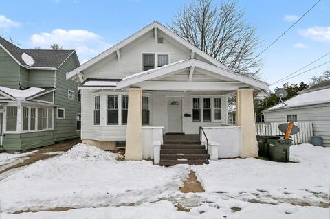 Photo of 115 E Isabella Avenue, Muskegon City, MI 49442 (MLS # 65025062402)