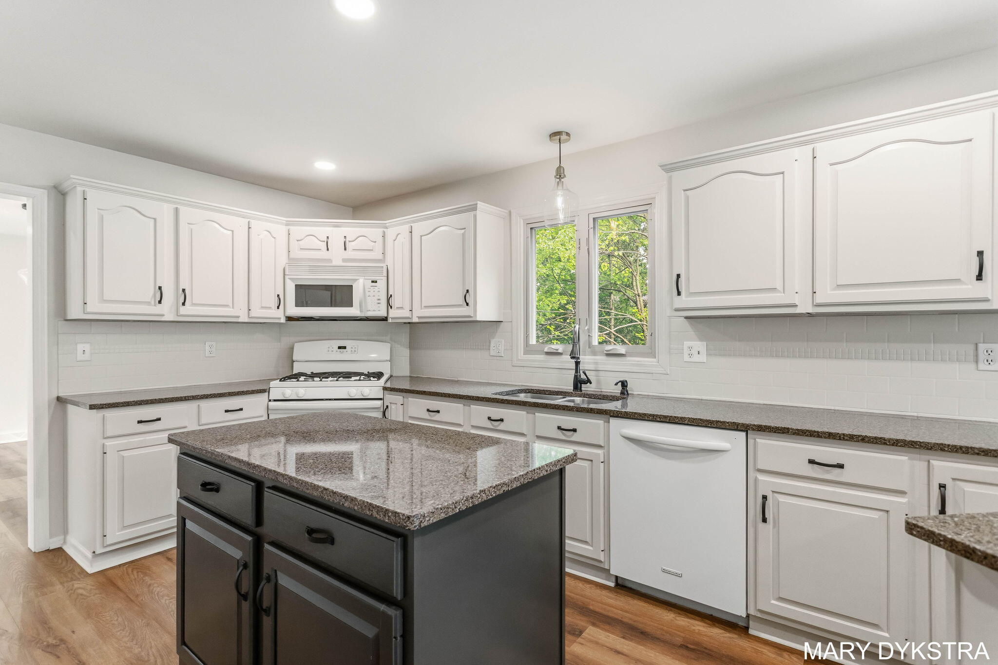 2848 Belleglade Court SE