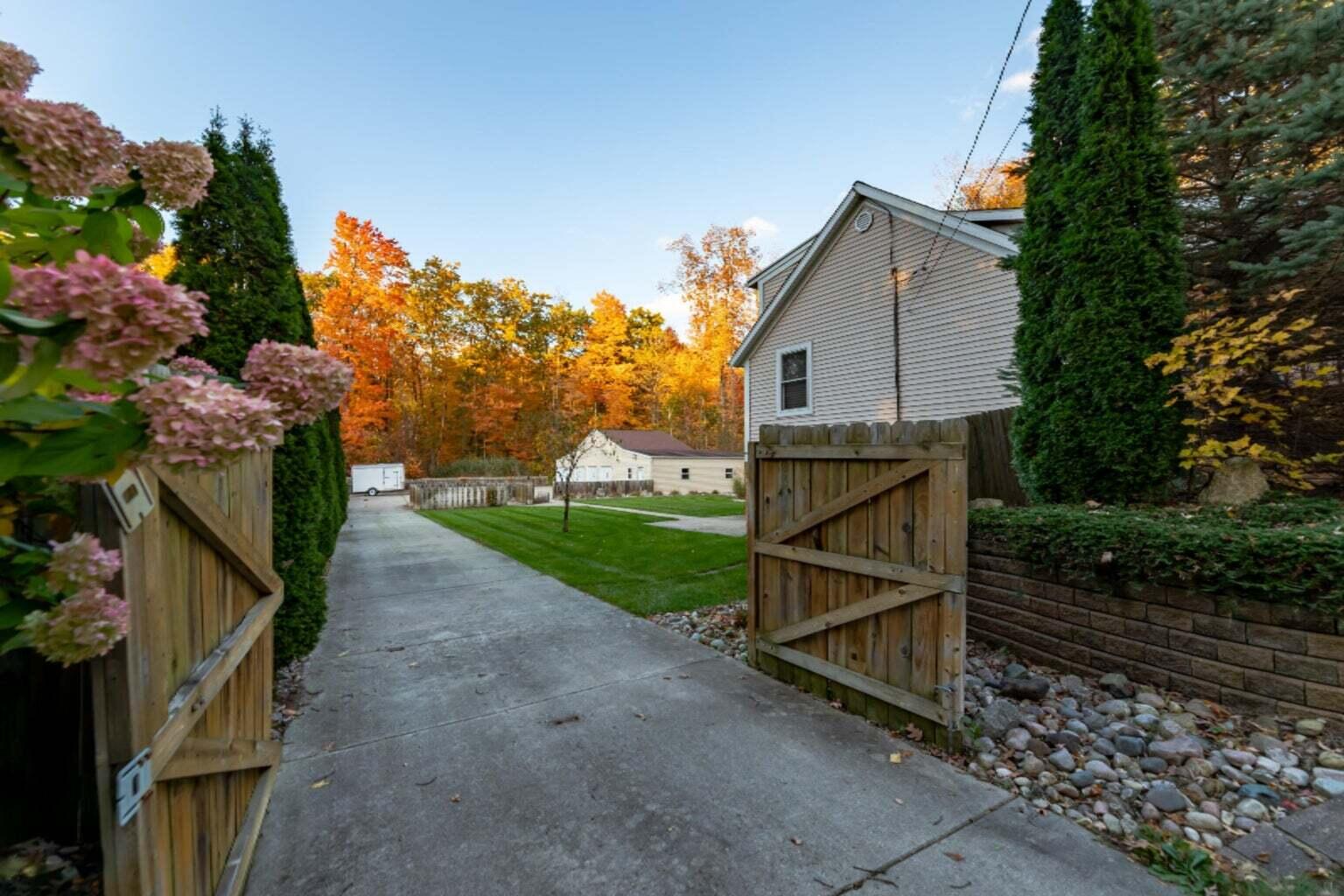 14909 Hickory Street