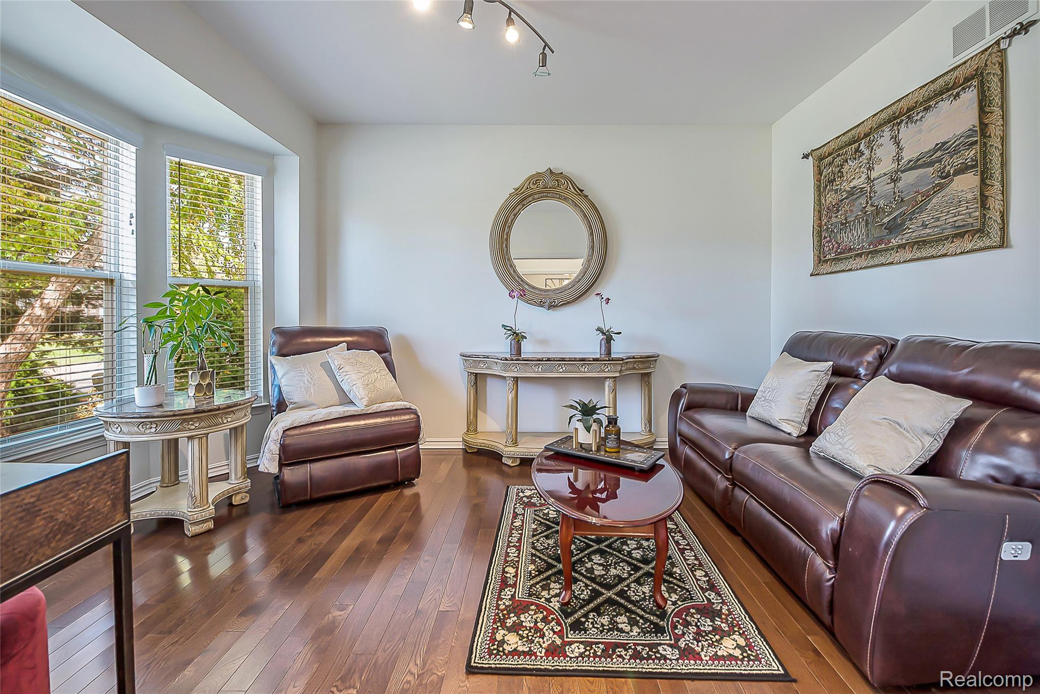 25862 Carriage Lane