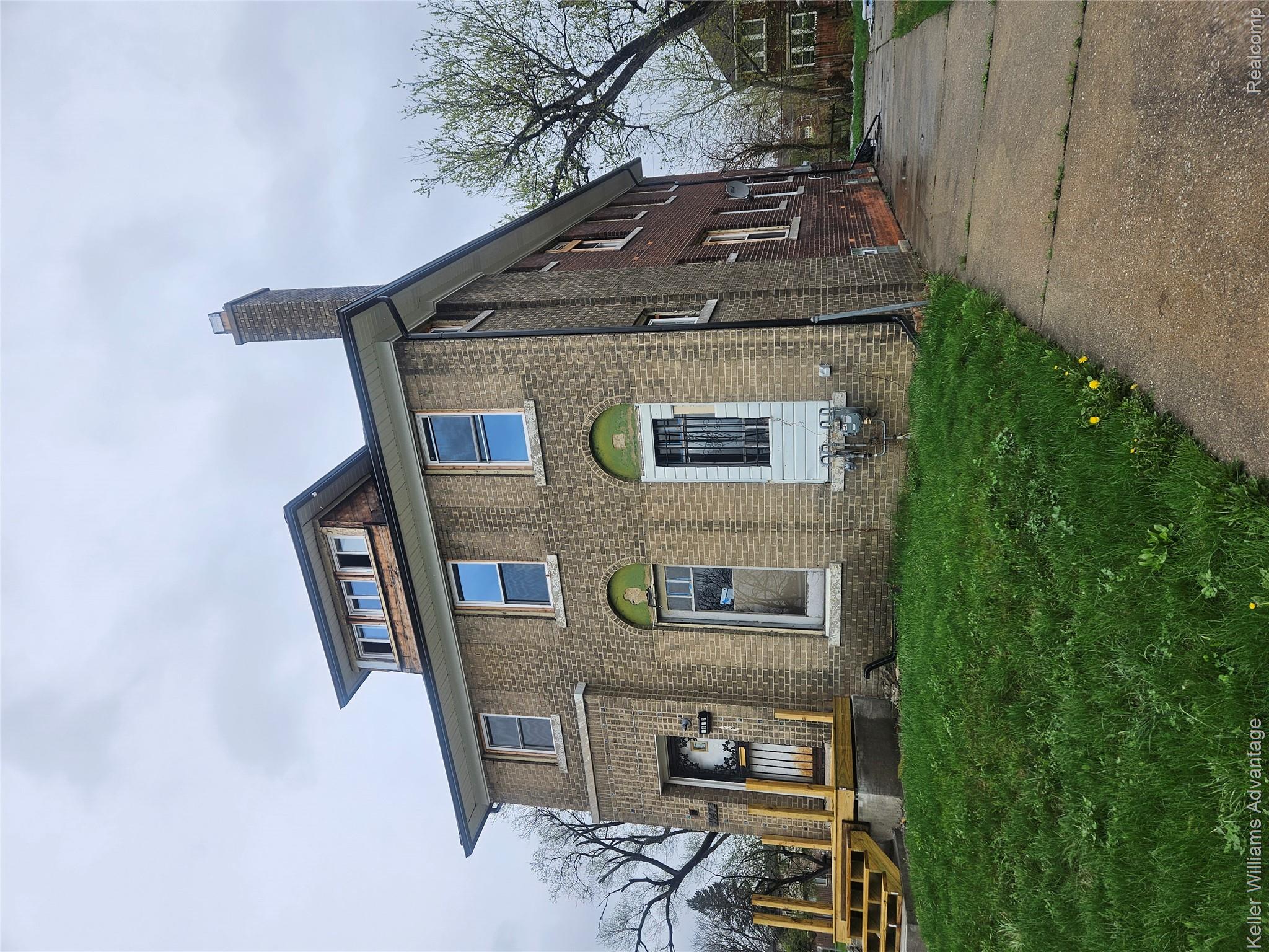 1947 Clairmount Street