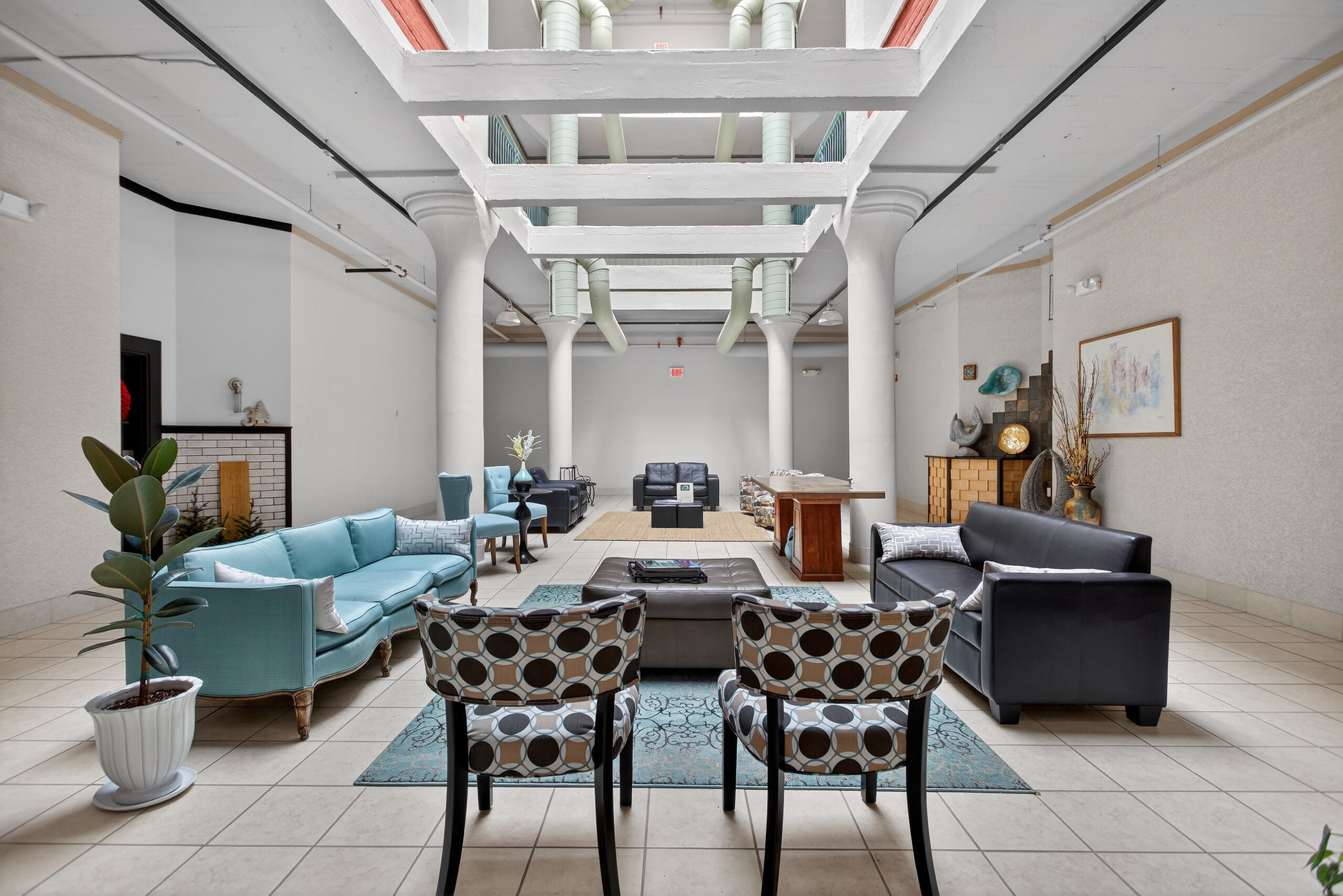 109 W Washington Avenue 3