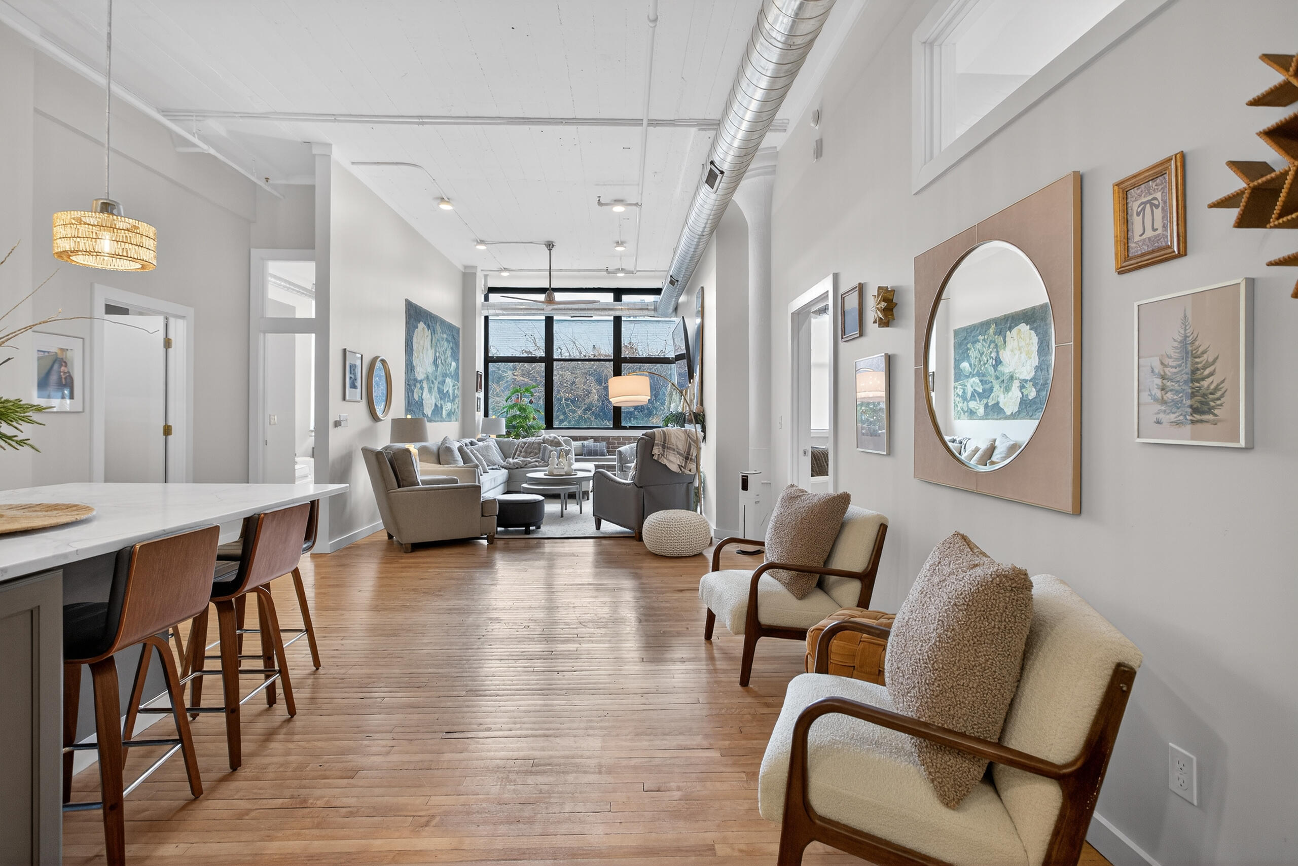 109 W Washington Avenue 3