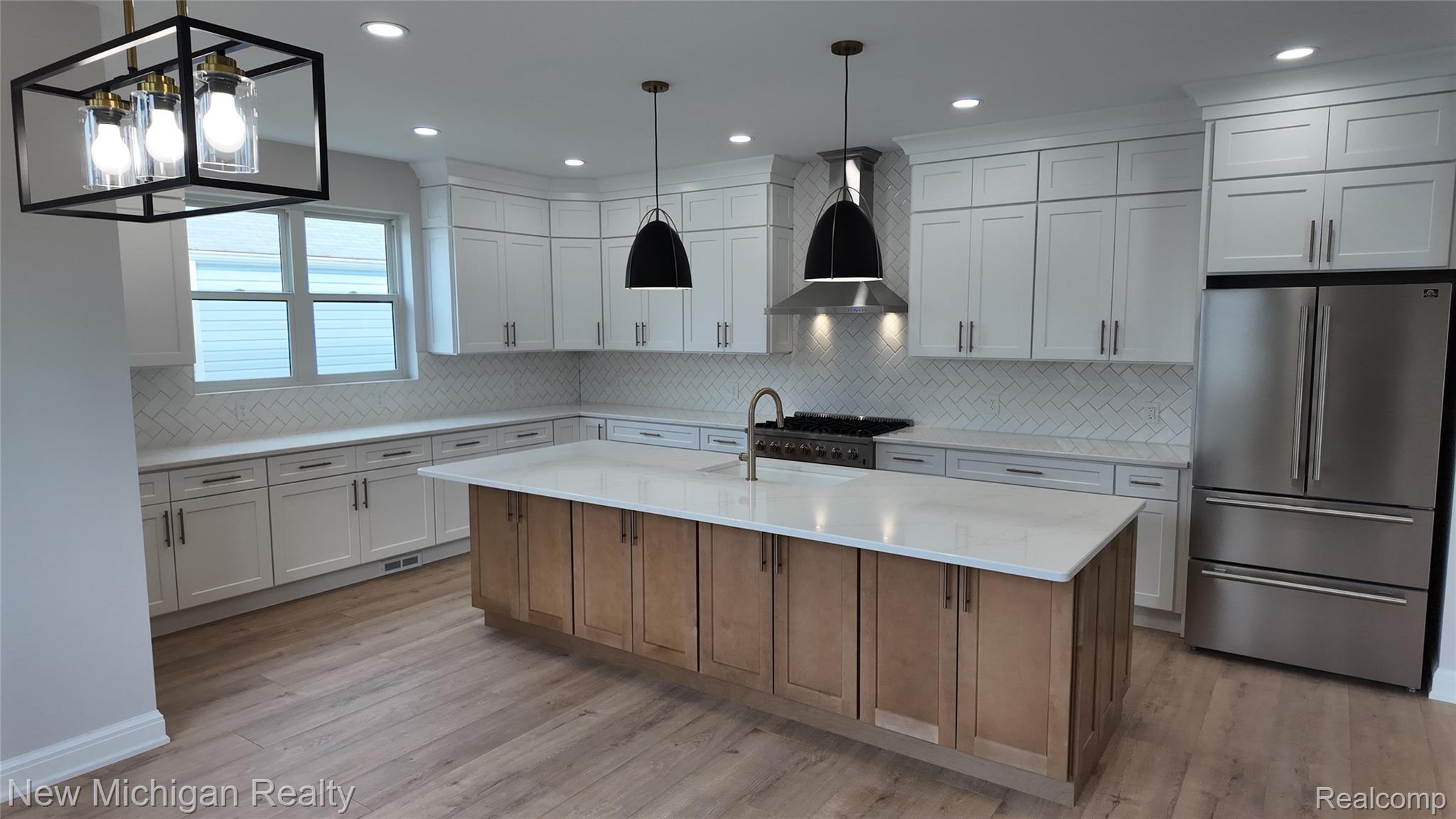 3653 Phillips Avenue