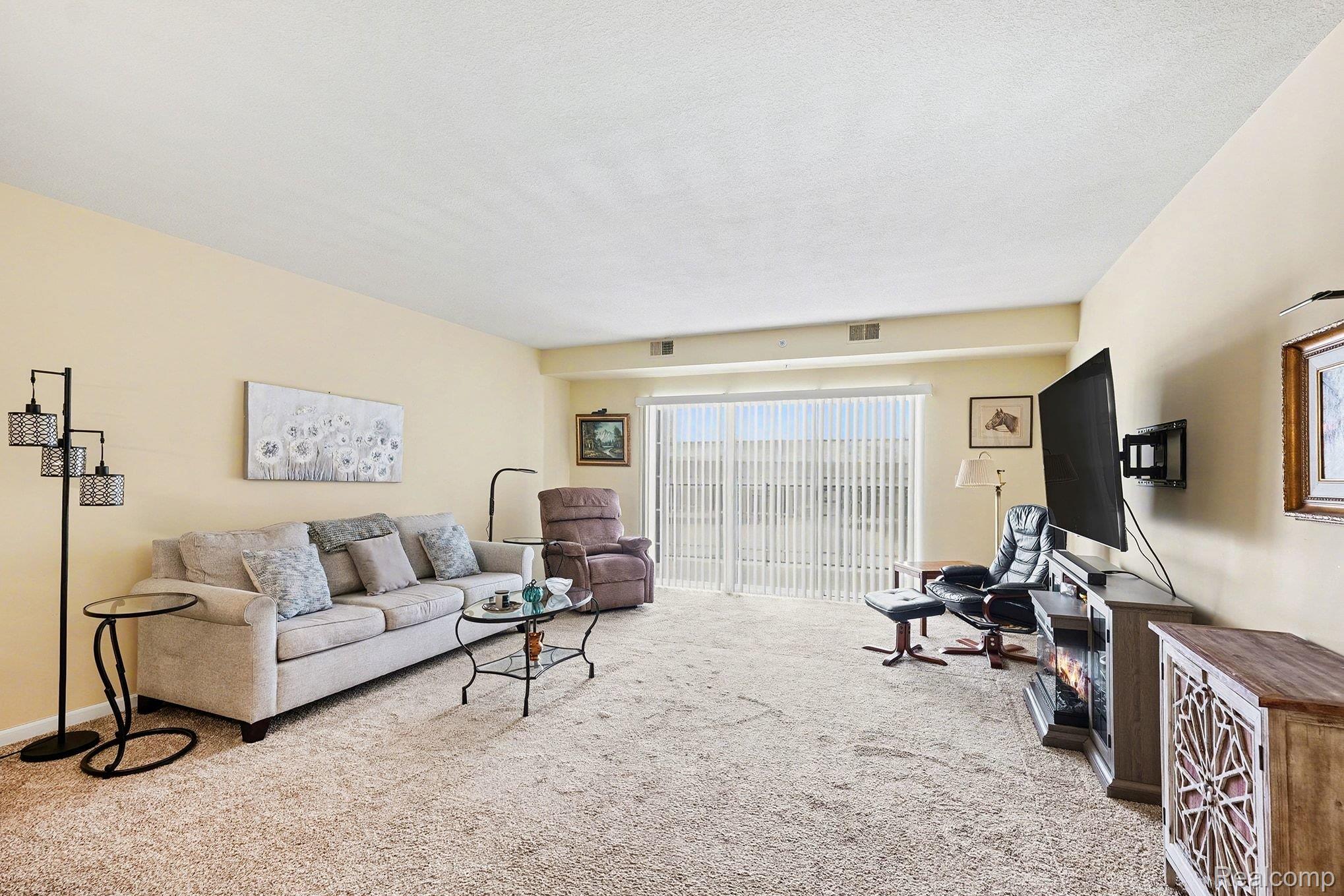 2104 Country Club Drive