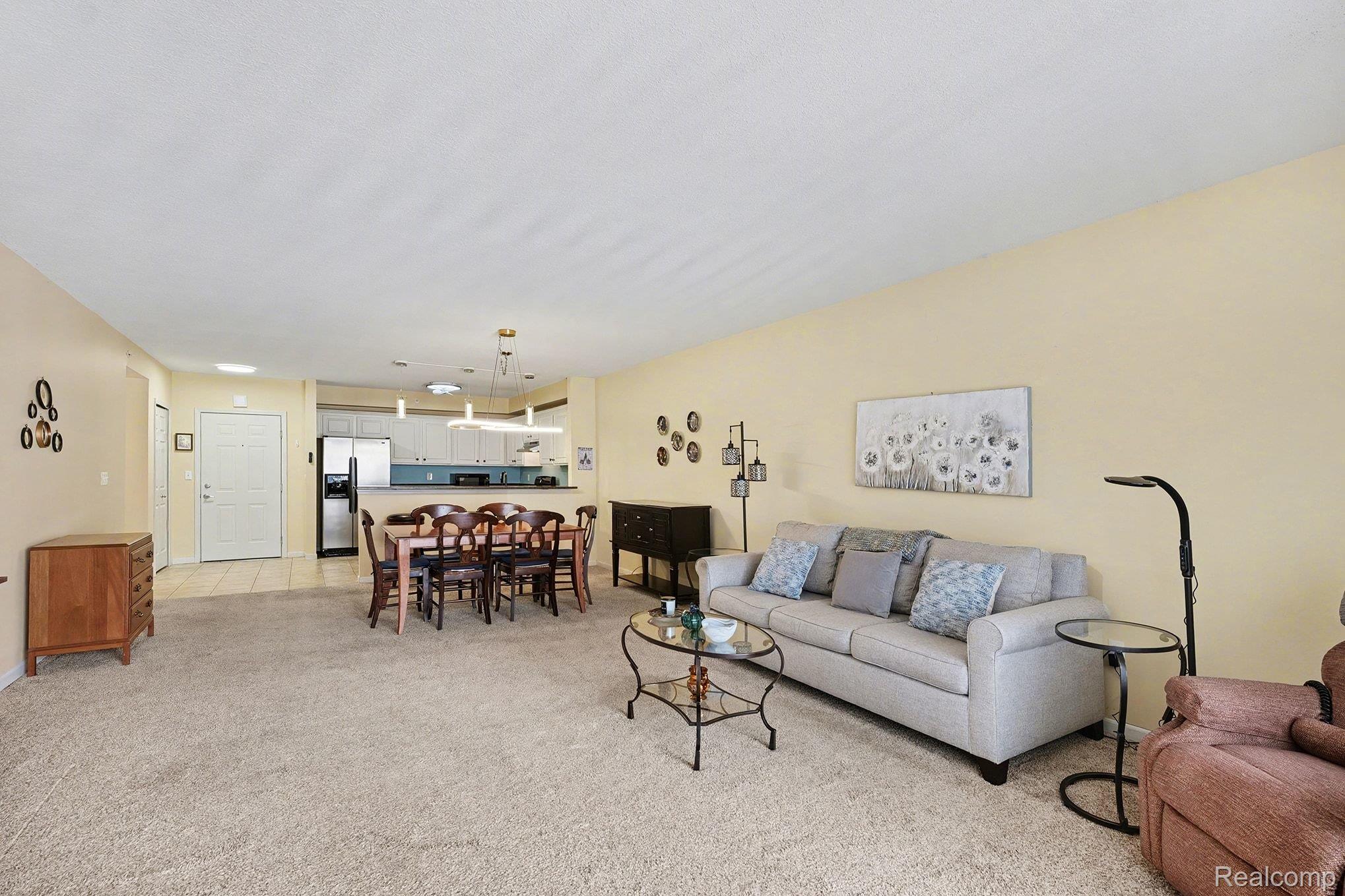 2104 Country Club Drive
