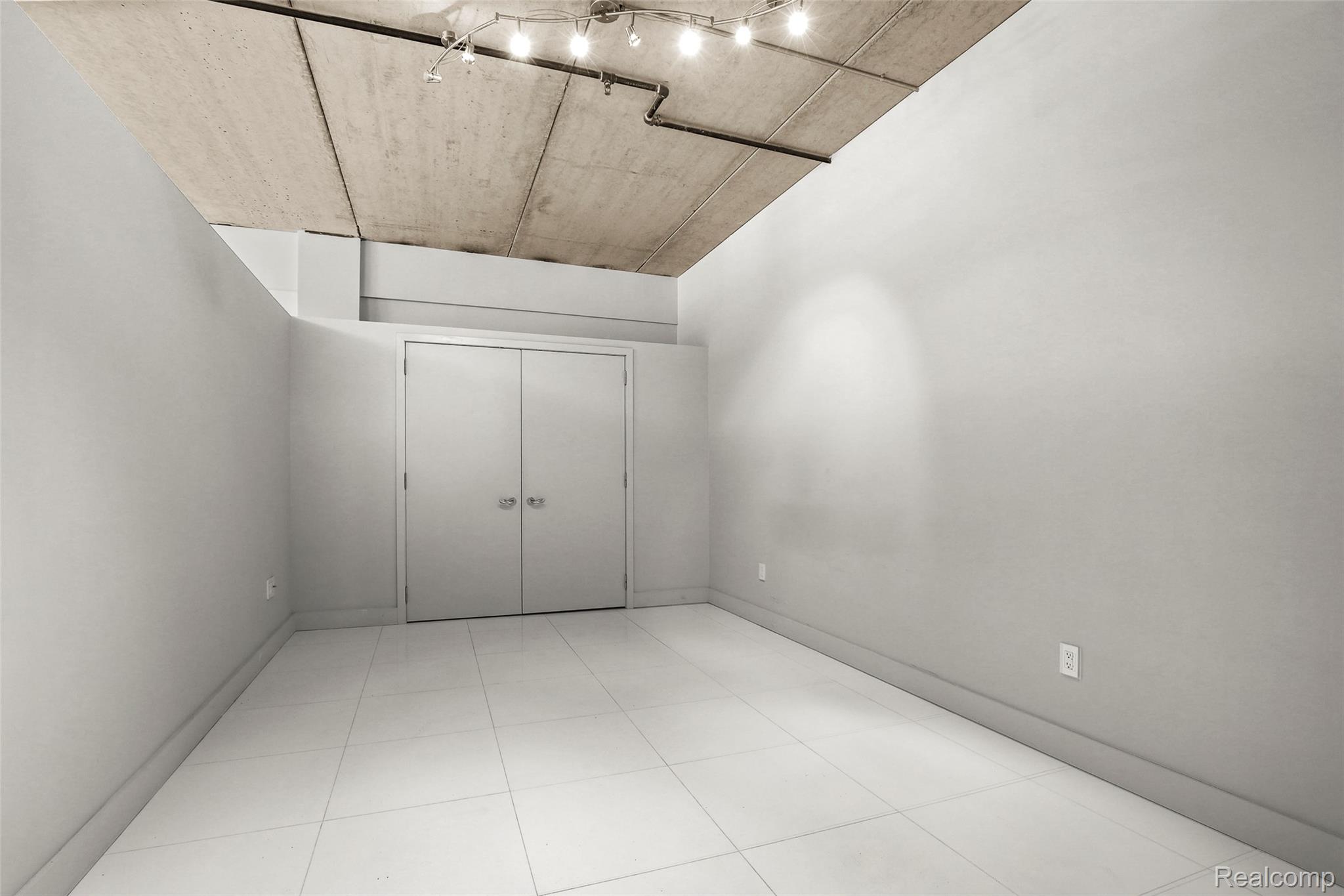 315 2nd Street 301