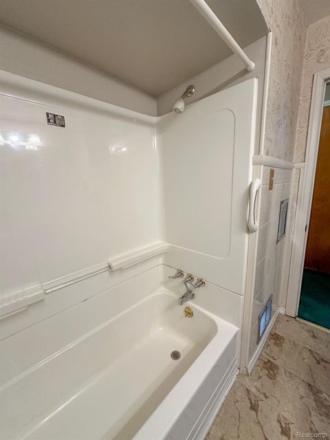 Tiny photo for 782 Cleveland Avenue, Lincoln Park City, MI 48146 (MLS # 20261002986)