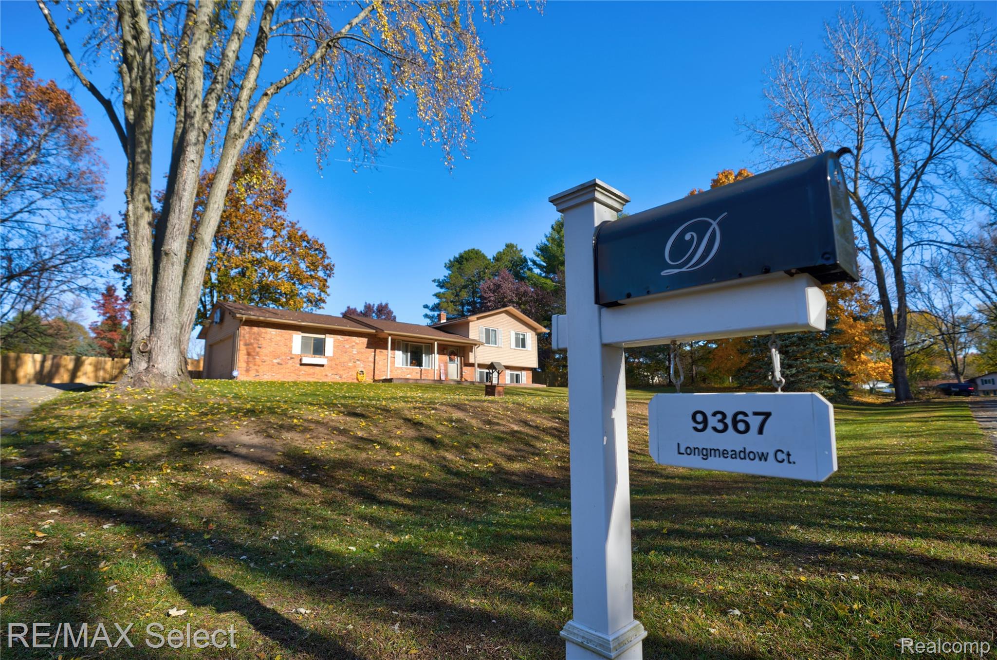 9367 Longmeadow Court