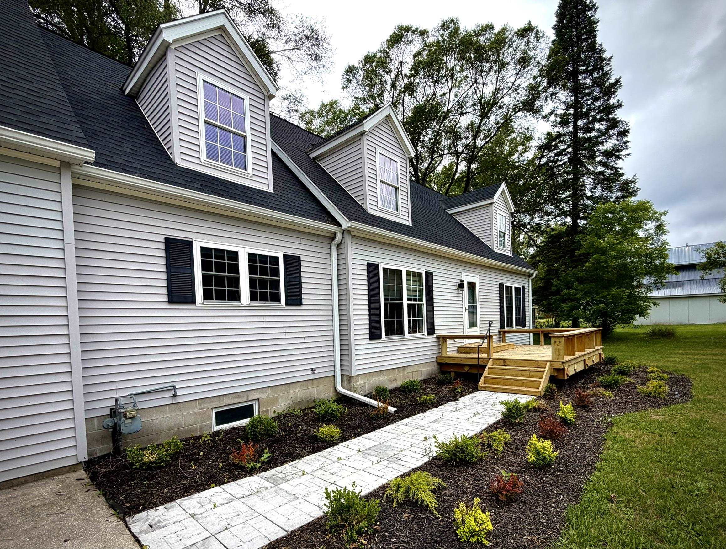 204 E Forest Home Avenue