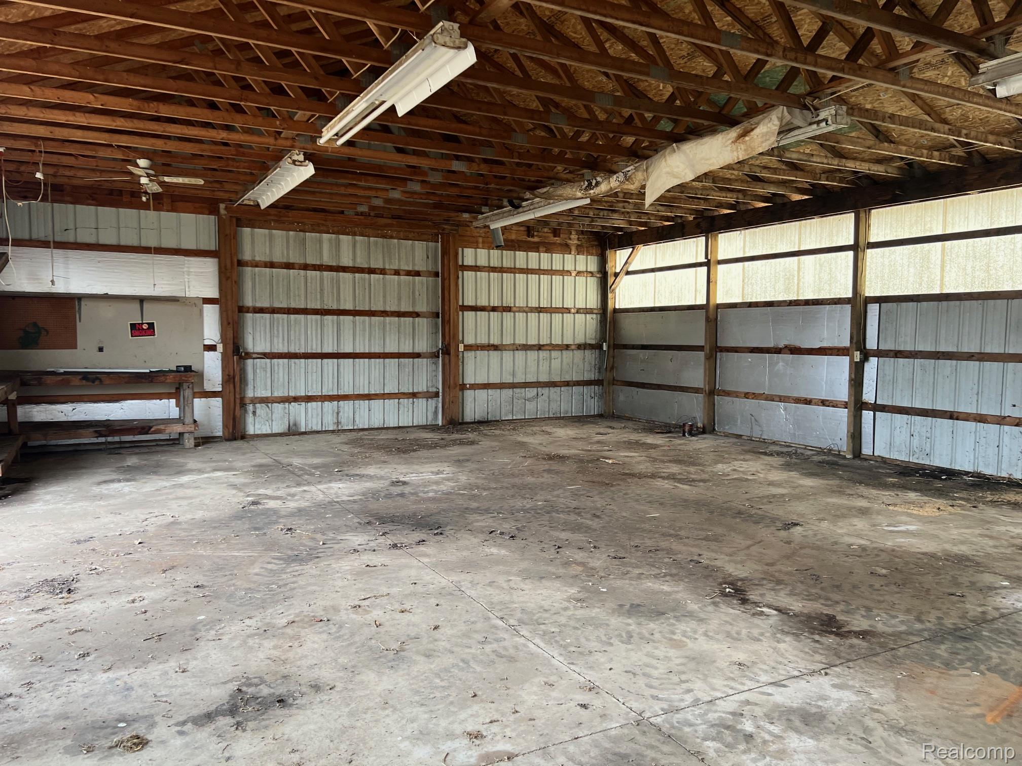 15886 SPEAKER Road