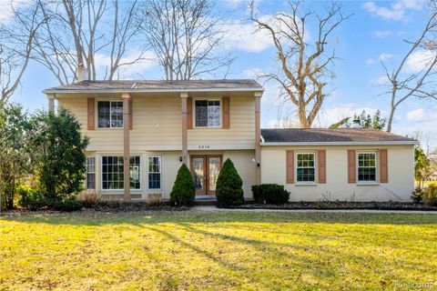 5516 Priory Lane Bloomfield Hills City MI 48301