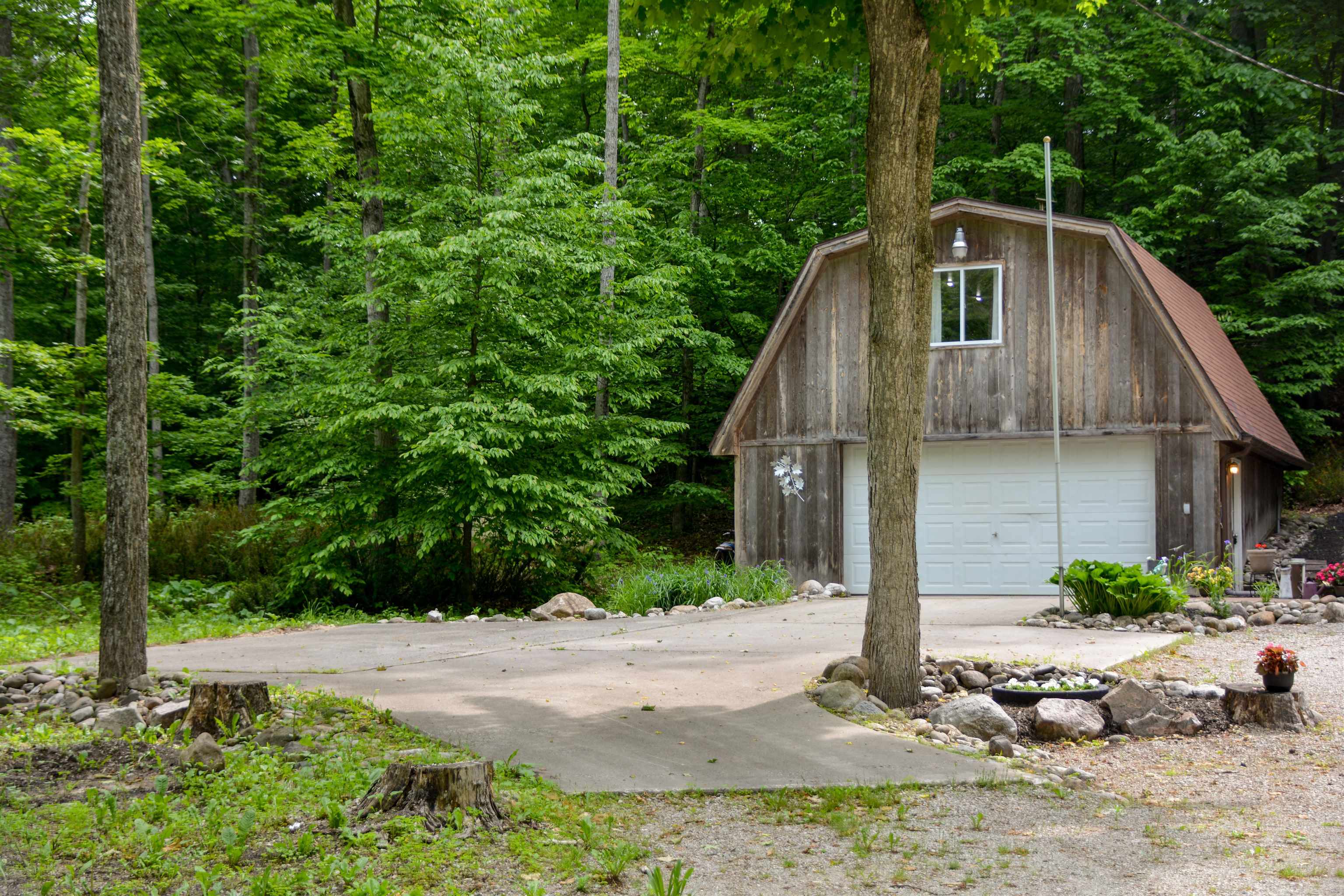 2481 S Schomberg Road