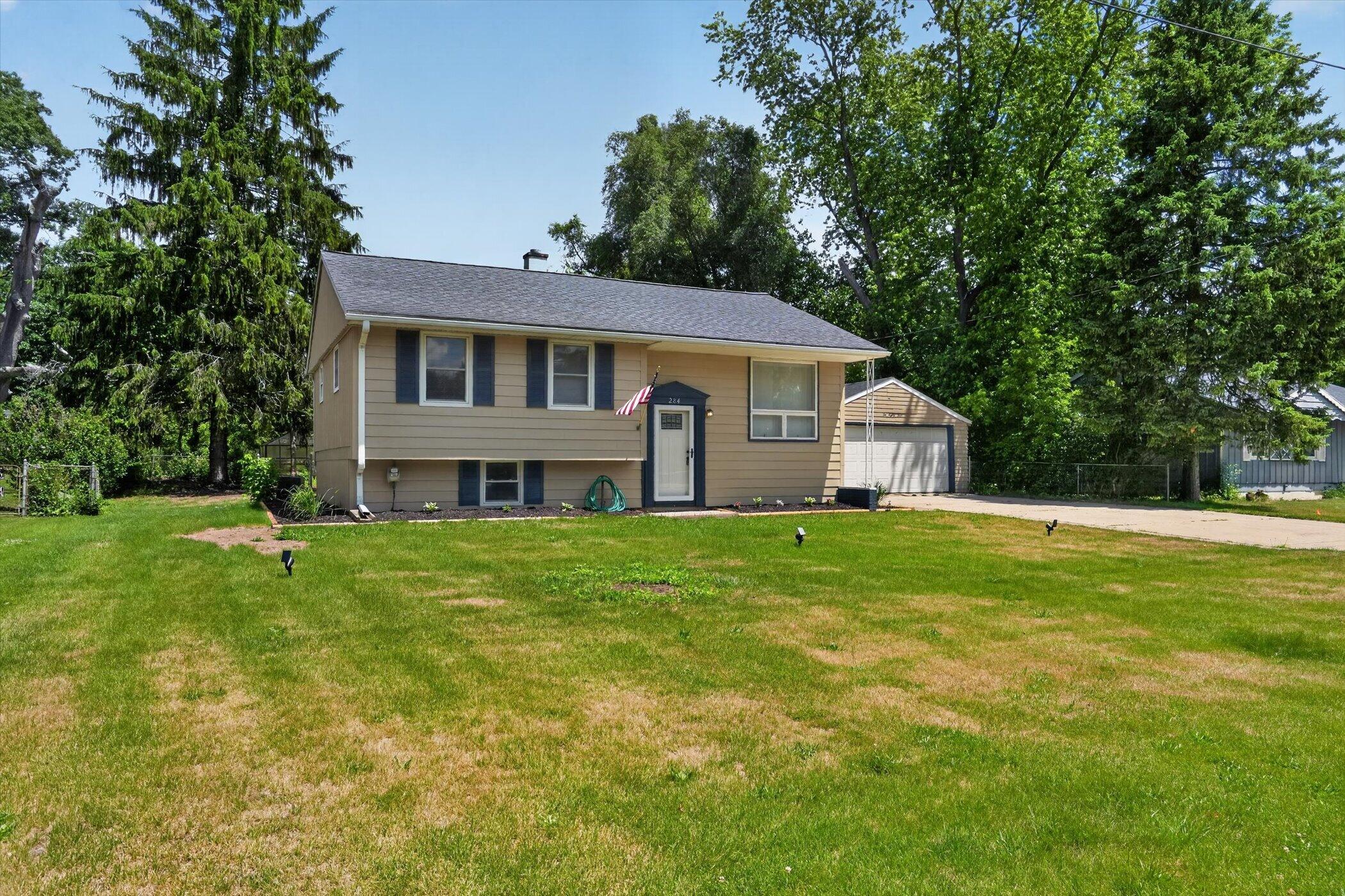 284 Stanford Lane