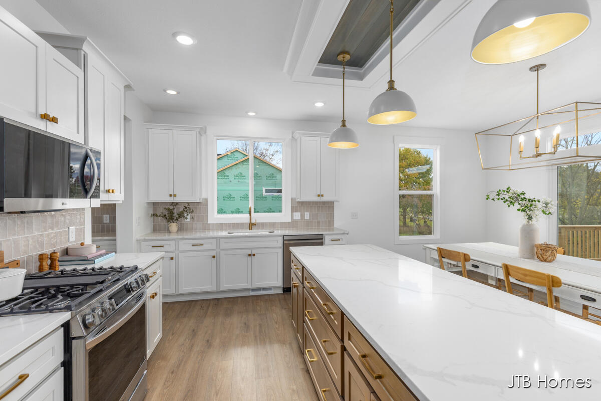 1060 N Washington Street