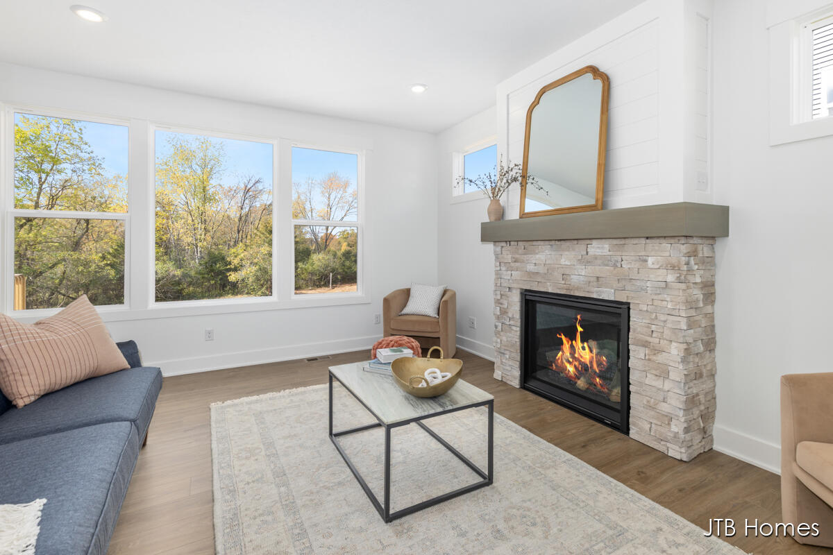 1060 N Washington Street