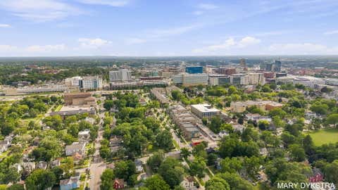 Tiny photo for 823 Prospect Avenue NE, Grand Rapids City, MI 49503 (MLS # 71026044170)