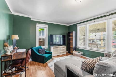 Tiny photo for 823 Prospect Avenue NE, Grand Rapids City, MI 49503 (MLS # 71026044170)