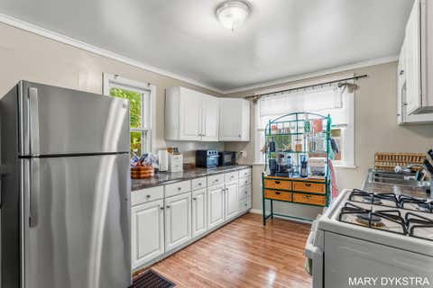 Tiny photo for 823 Prospect Avenue NE, Grand Rapids City, MI 49503 (MLS # 71026044170)