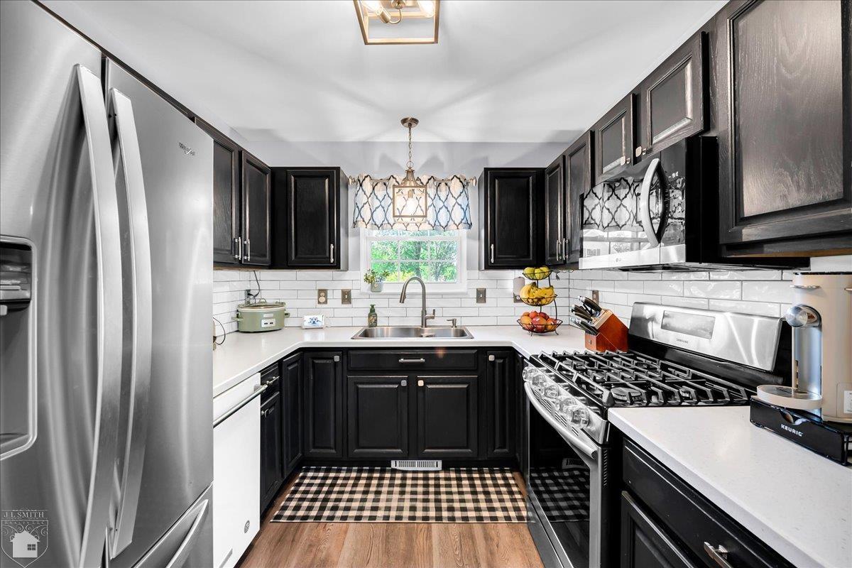 1303 Russel Court