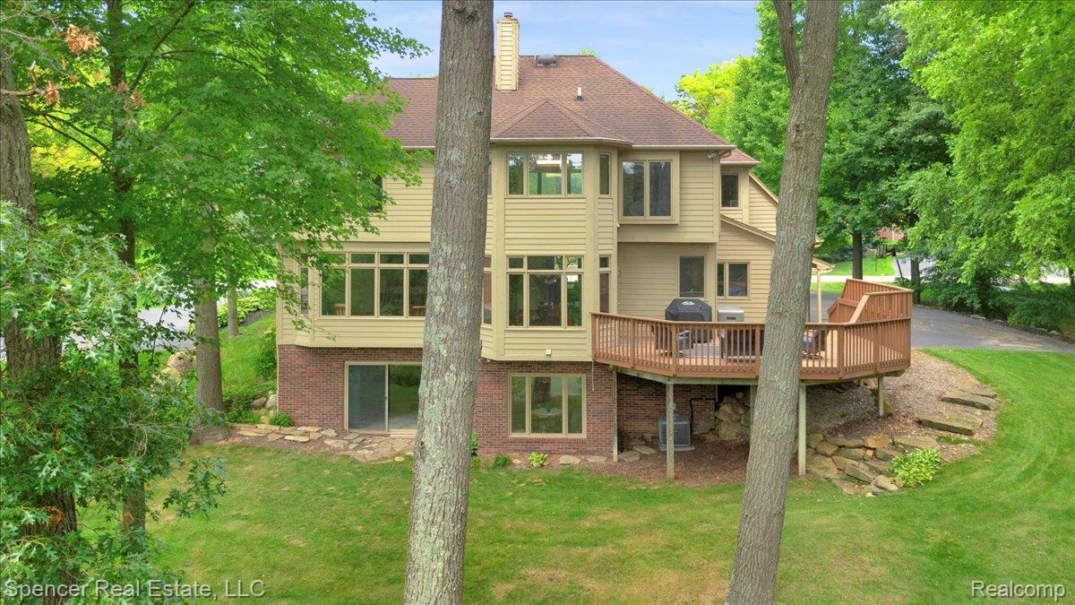 10145 Creekwood Trail