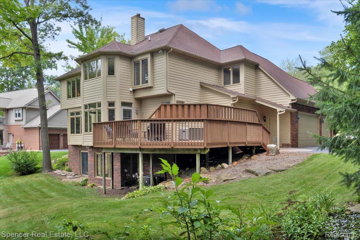 10145 Creekwood Trail
