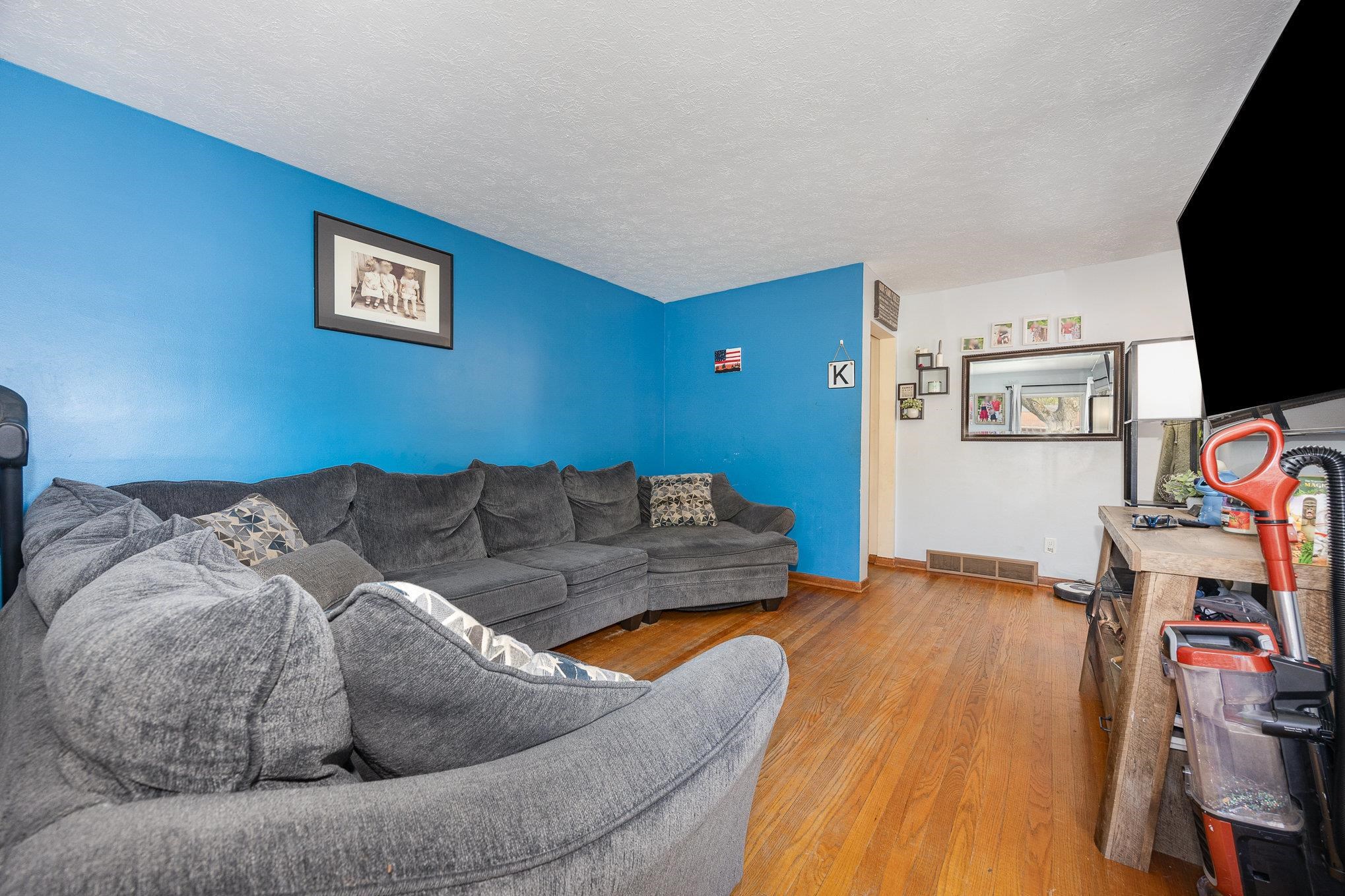 341 Lynn Avenue