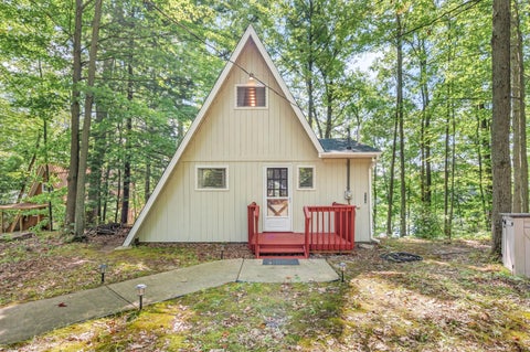 Tiny photo for 524 McLachlan Point Road, Evart Township, MI 49631 (MLS # 72026045966)