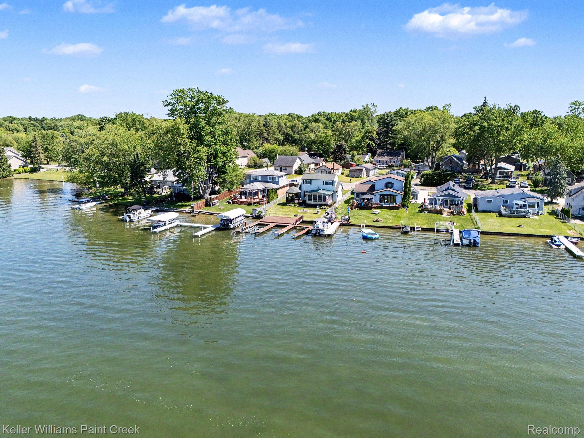 2295 Davista Drive